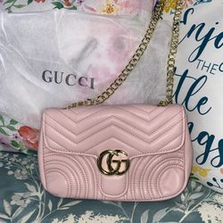 Woman Shoulders Purse 