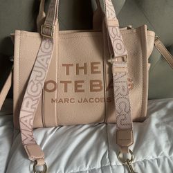 Marc Jacobs Medium Tote $350