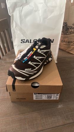 Salomon black coffee size 7 women’s
