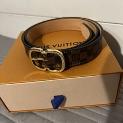 Woman’s Louis Vuitton Belt 