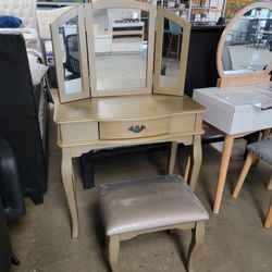 Gold Vanity Set, $159