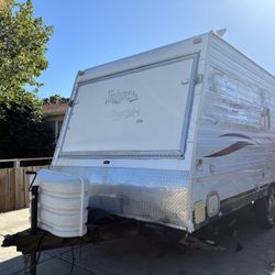 Tahoe Transport Toy Hauler 