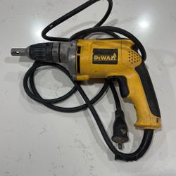 Drywall Screw Gun DW272