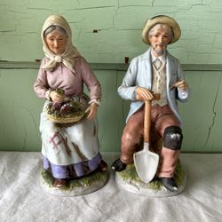 Homco Porcelain Figurines Old World Farmers Man and Woman Seated 8" #1433