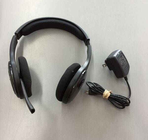 Logitech H800 Bluetooth Headset With Charger For Sale In Kent Wa Offerup Logitech H800 Bluetooth Headset With Charger For Sale In Kent Wa Offerup