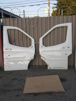 Transit medium roof 2015 to 2019 RH front door