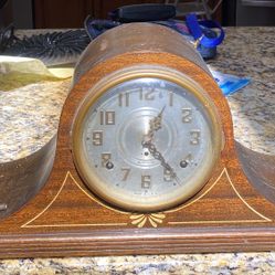 Plymouth Mantle Clock & Key