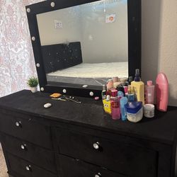 Set of bed frames and mattress