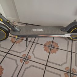 ELECTRIC SCOOTER 