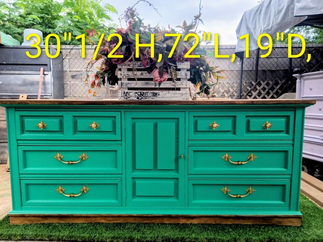 Vintage Long Bassett Teal Green 9/Drawer Solid Wood Dresser 