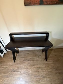 Black wood Desk