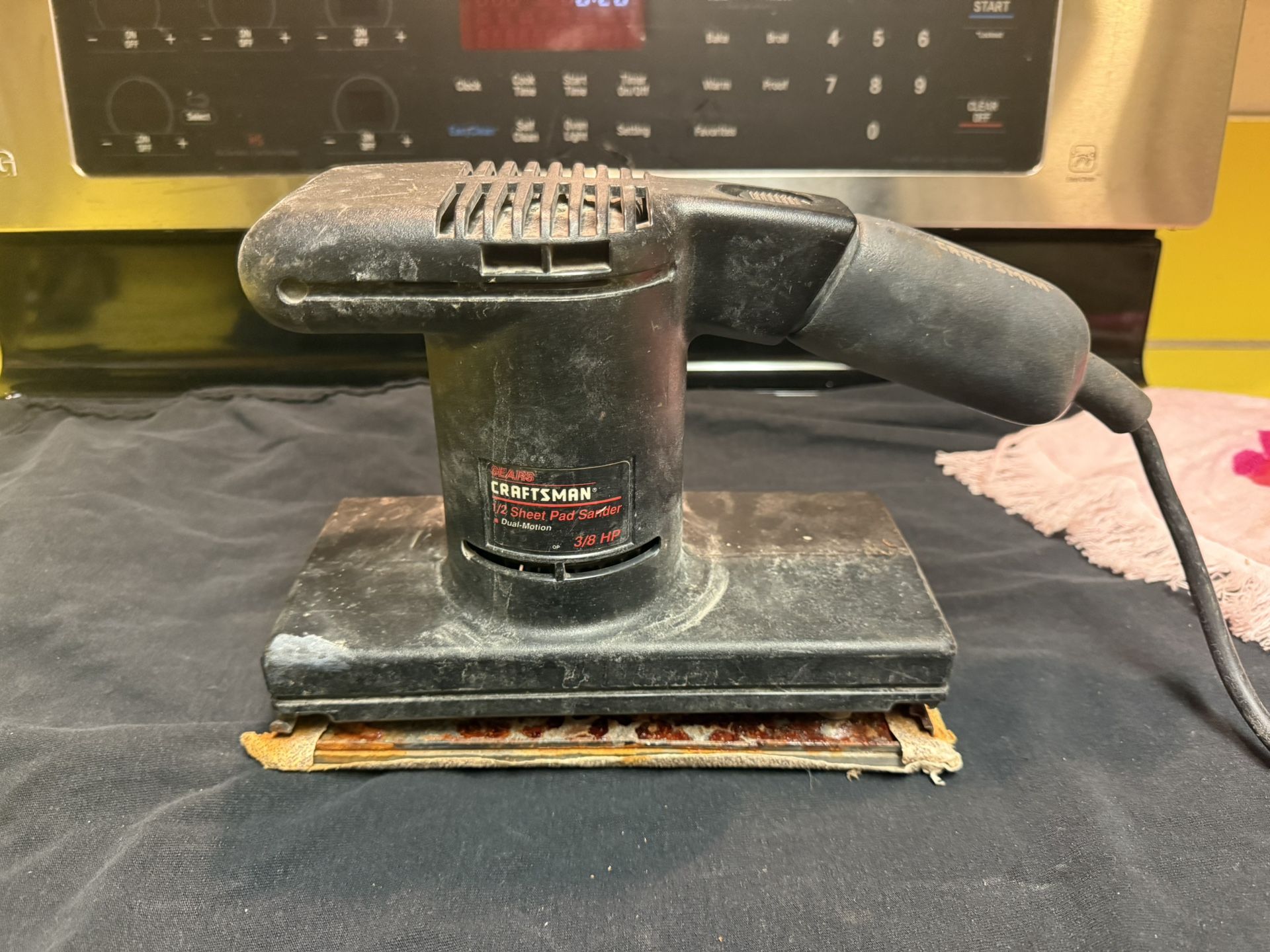 Craftsman half sheet pad, dual orbital straight line sander 3/8 hp 3.5 amp