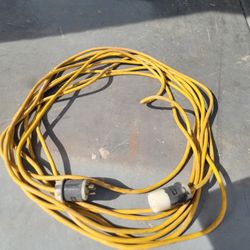 50 Ft Heavy Duty Twist Lock Extension Cord
