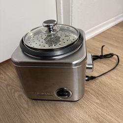 Lightly used cuisinart rice cooker & steamer 