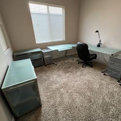 Office Desk,filing Cabinets And Chair