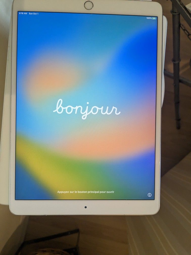 APPLE IPAD PRO 10.5-INCH (64GB) WI-FI + CELLULAR