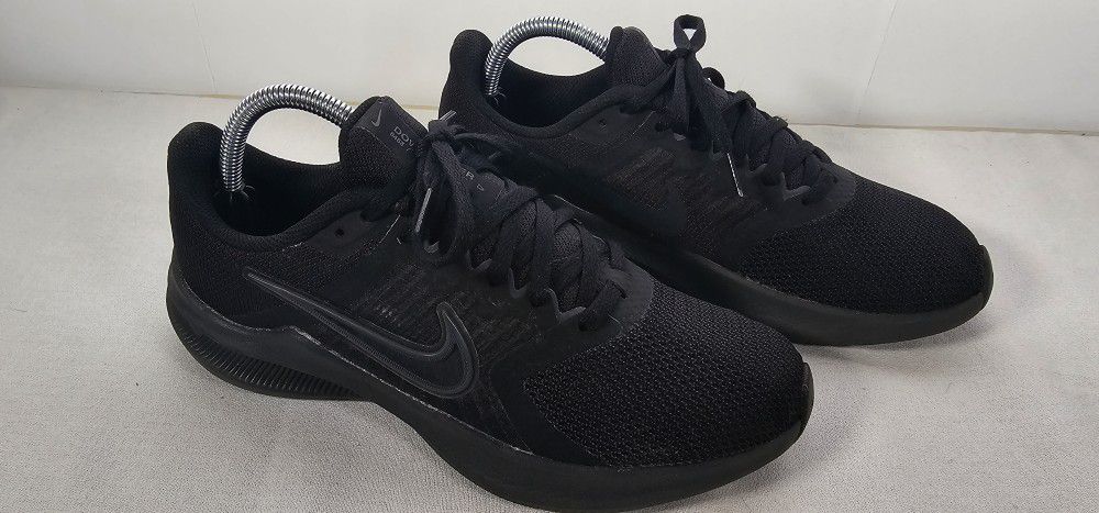 Nike Downshifter Size 8.5 Women's Road Running Shoes, DJ2680 003 Black.
