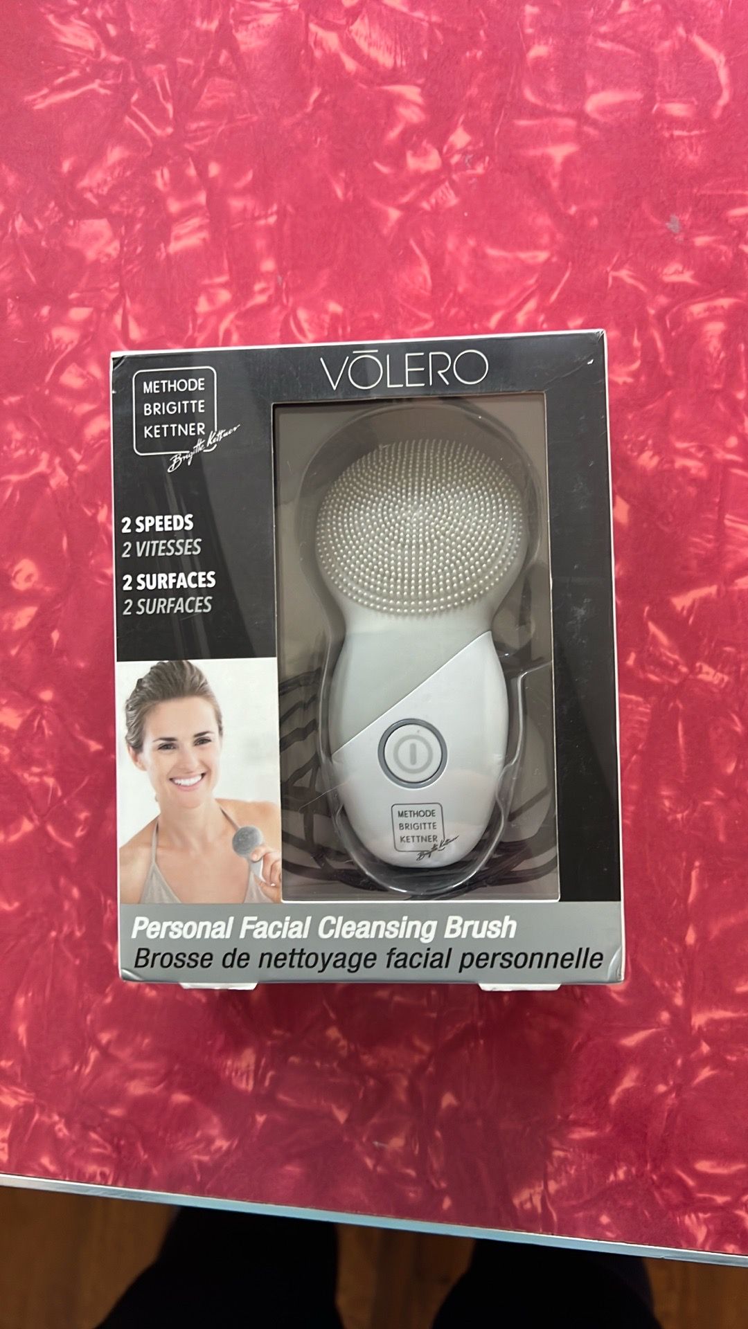 Volero Facial Brush