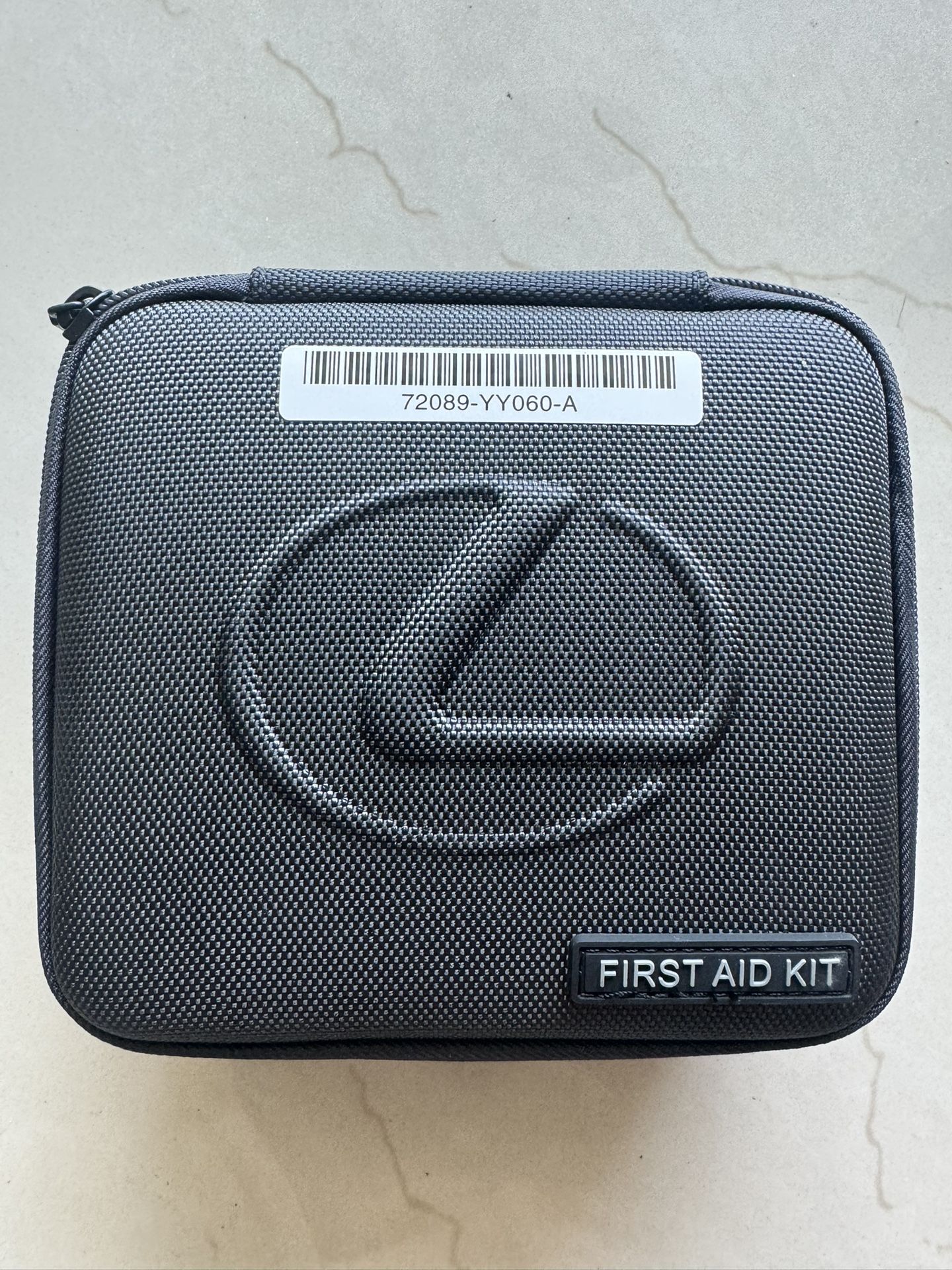 LEXUS OEM FIRST AID KIT PART # 72089-YY060-A *NEW* NEVER USE SEAL