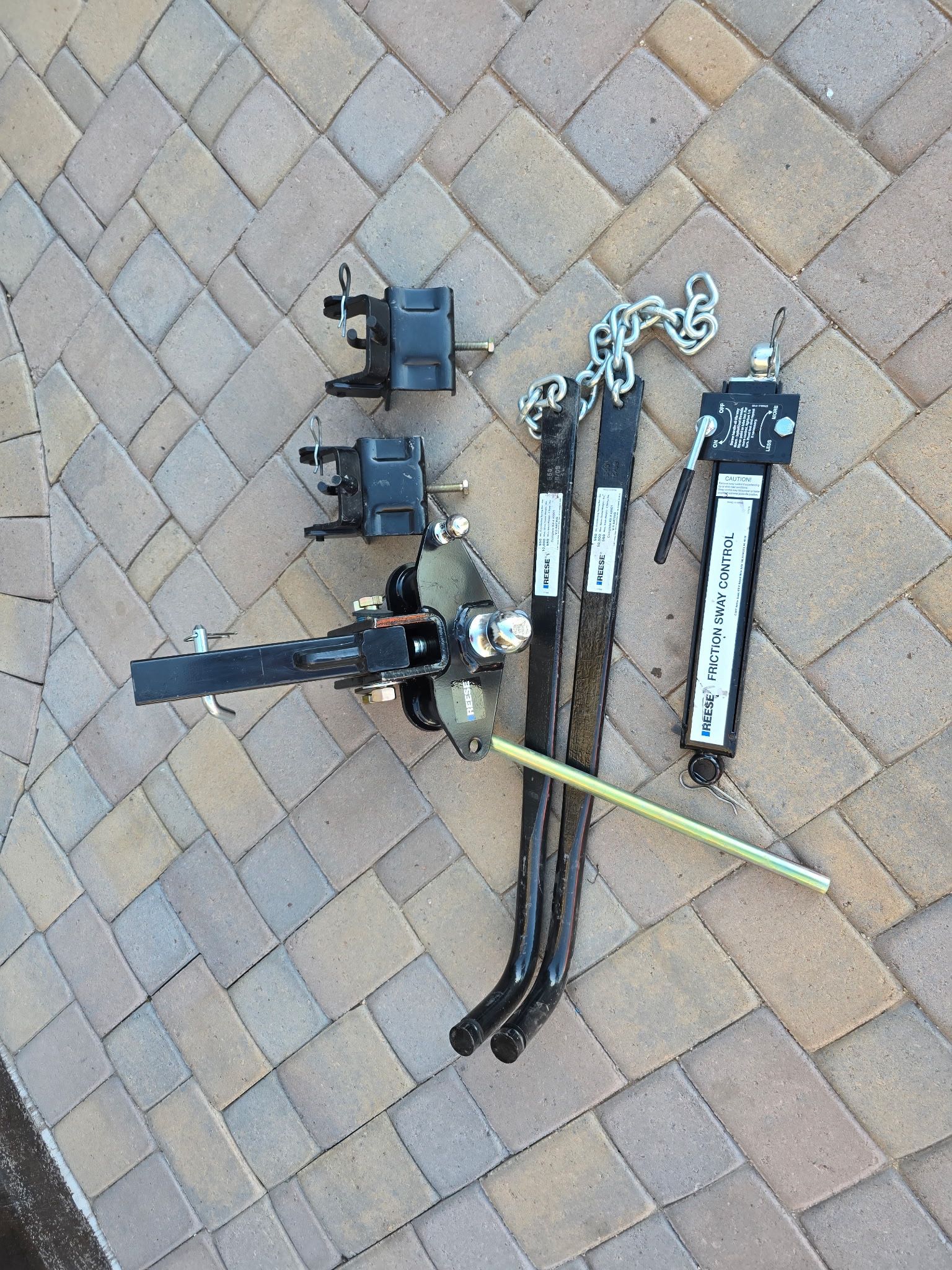 Reese Weight Distribution Anti-sway Load Leveling Tow Hitch