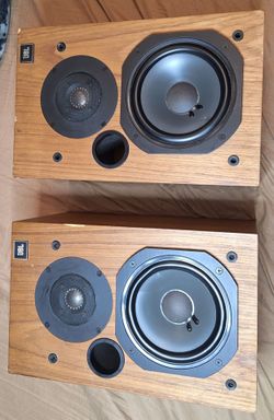 JBL  L20T bookshelf  speakers