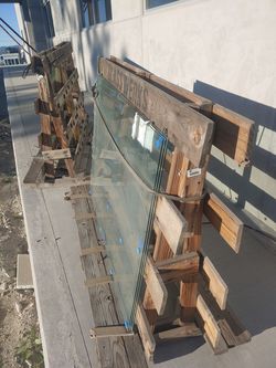 Gardena Contractor Glass Supply — Tempered Railing Panels in Bulk, 10+ Pieces