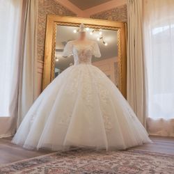 Wedding Dress (NEW) Size 4-8