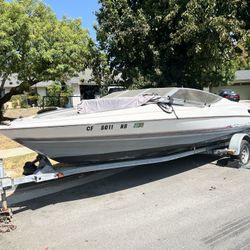 Bayliner 1990 V8 MerCruiser Enboard Motor 