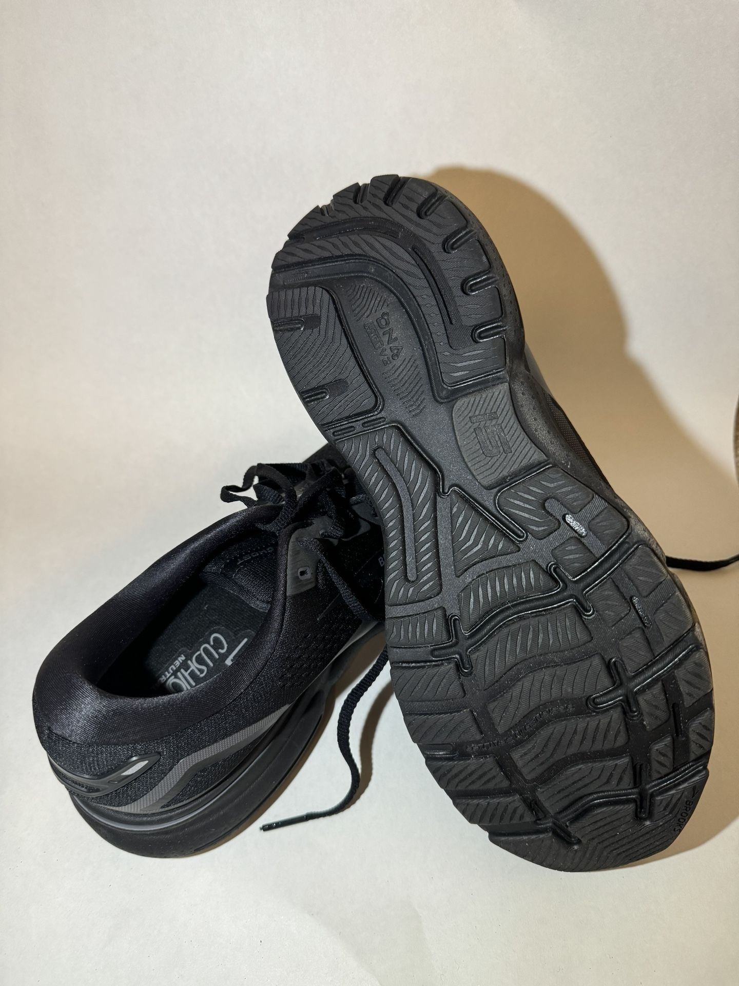 Brooks Ghost 15 - Men’s Size 9.5 Wide (2E)