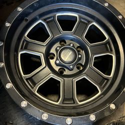 Procomp 17x9 5x5 Lug Pattern 