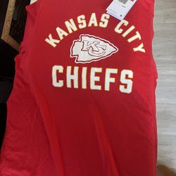 NEW! Nike Kansas City Chiefs Team Apparel Adult Tee Size: Large 