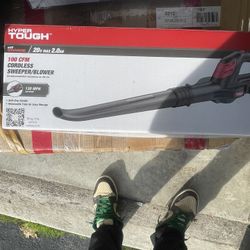 Hyper Tough Cordless Sweeper/Blower