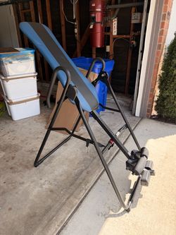 Inversion table