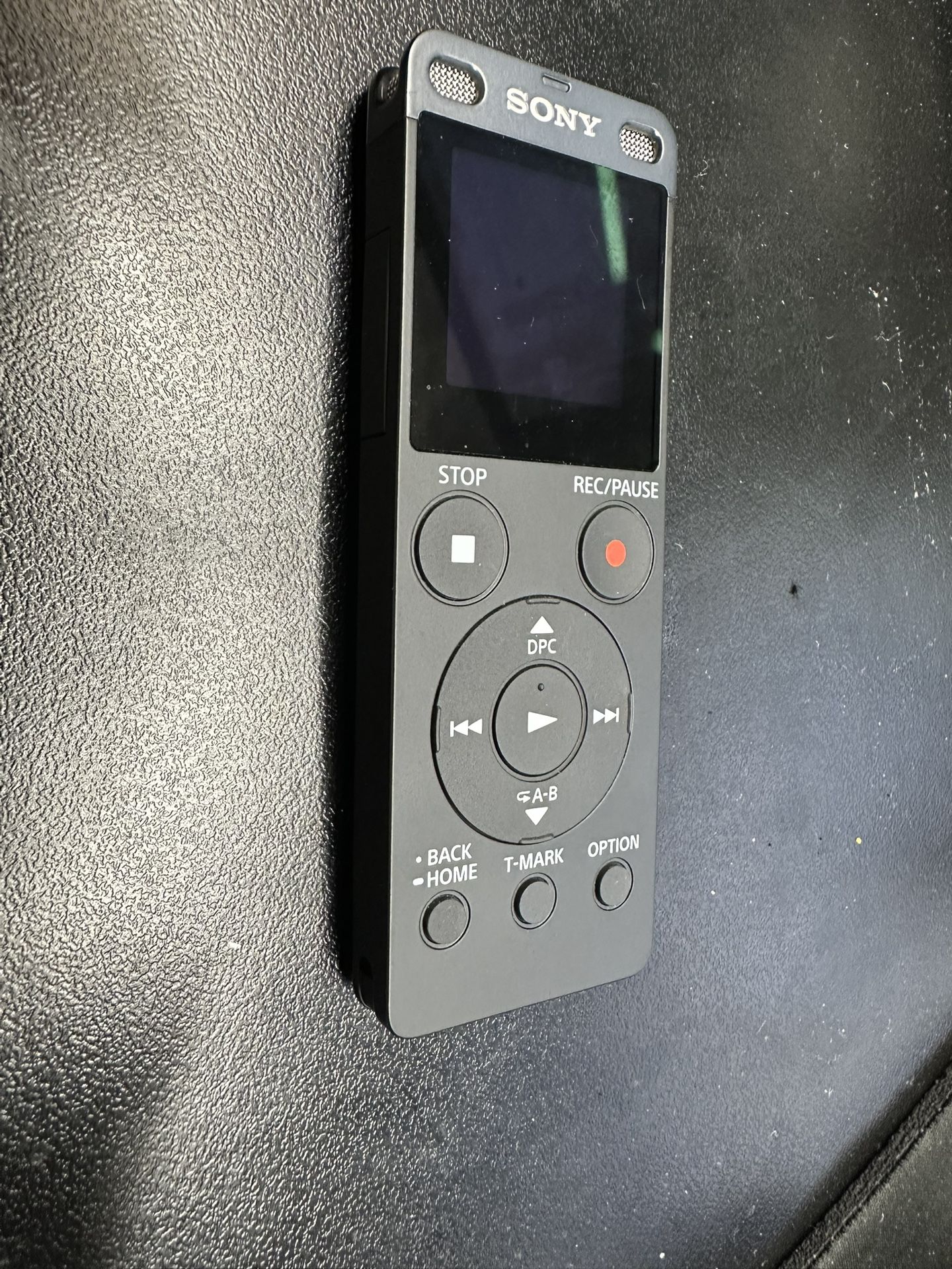 π€ For Sale: Sony ICDUX560BLK Digital Voice Recorder + Accessories β $100 (Excellent Condition)