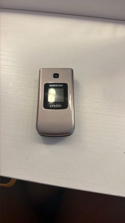 Samsung Cricket Flip Phone from 2000’s