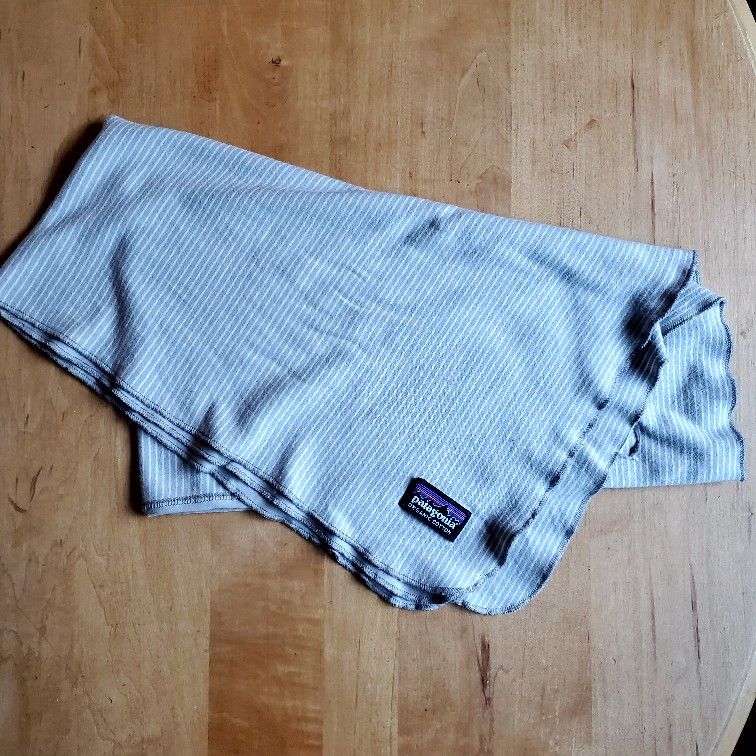 Patagonia Organic Cotton Baby Blanket, Gray Stripe