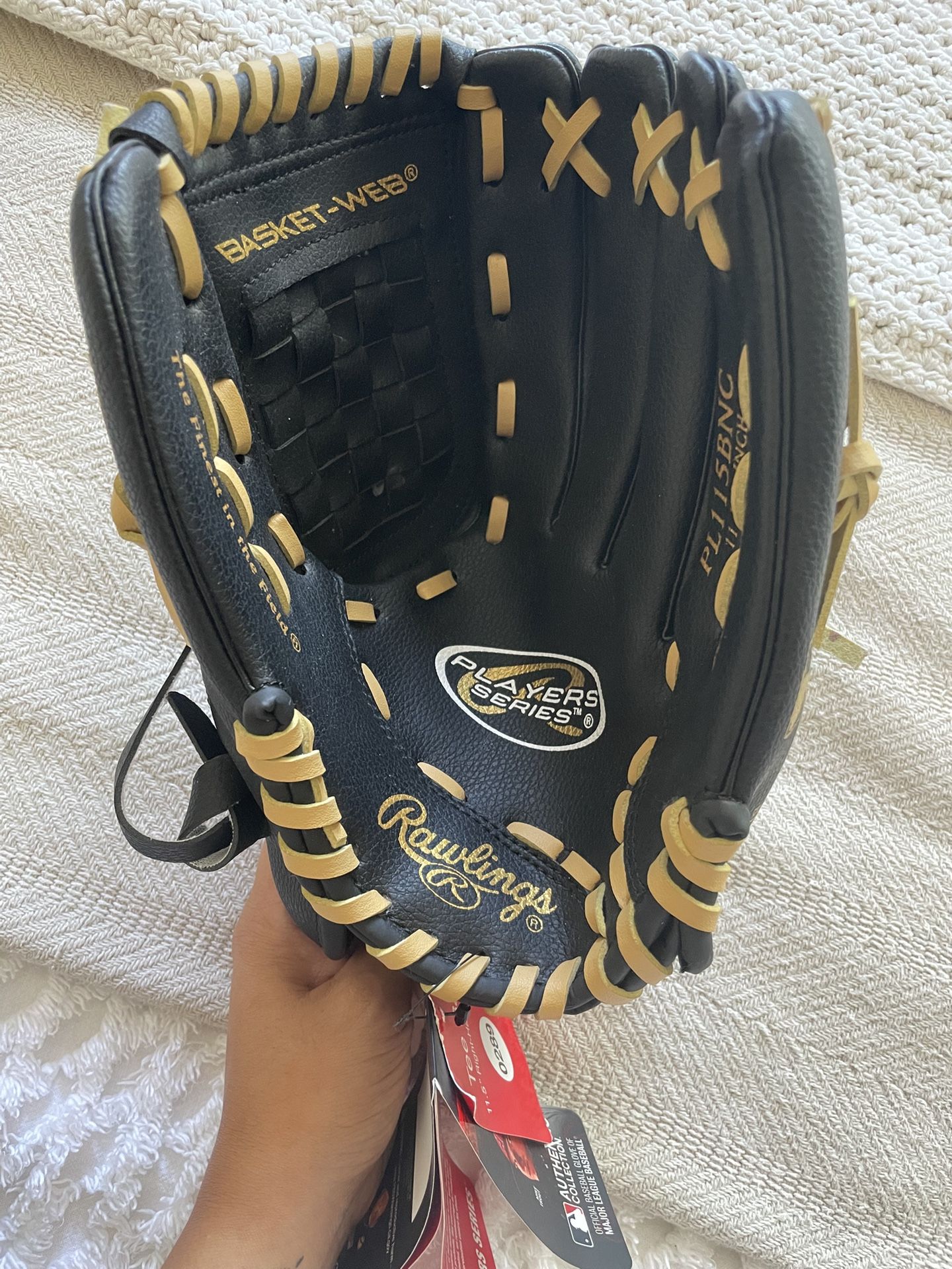 Rawlings Baseball Glove :Authentic Collection