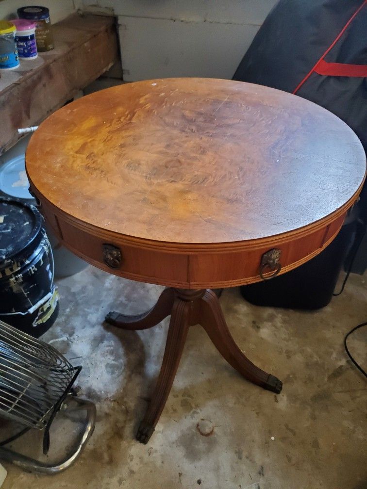Antique Round Table