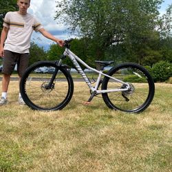 Specialized Rock hopper, 27.5”