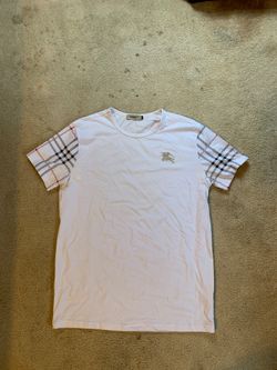 Burberry Tee (M)