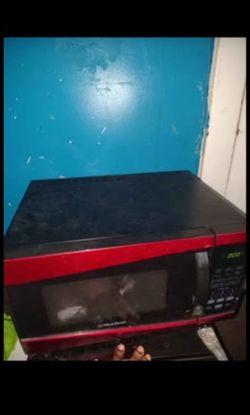 Compact Microwave Oven - Used