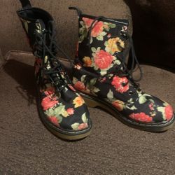 Yoki  Floral Combat Boots 