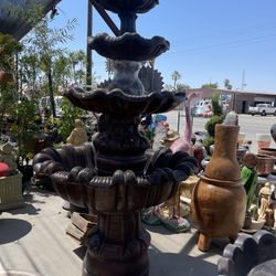  If Discount On This Big Fountains $800.00 Pick Up Only 