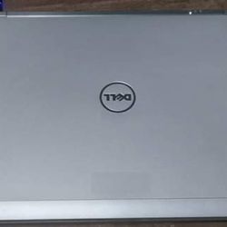 Laptop /Dell