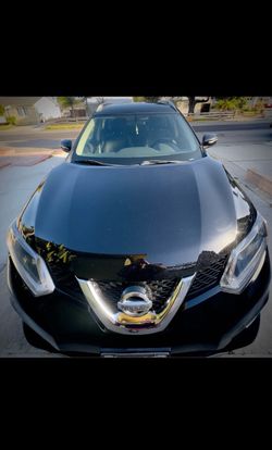 Nissan Rogue Sport Utility  2015 SUV Black Orange County located