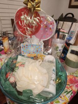 Bath Body Birthday Basket And Extras