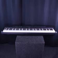Yamaha digital piano p71