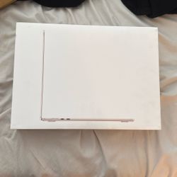 Apple MacBook Air 2025 Newest M4 Brand New In Box 256gb Flask 16ram 15 Inch Starlight Color 
