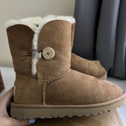Bailey Button Uggs
