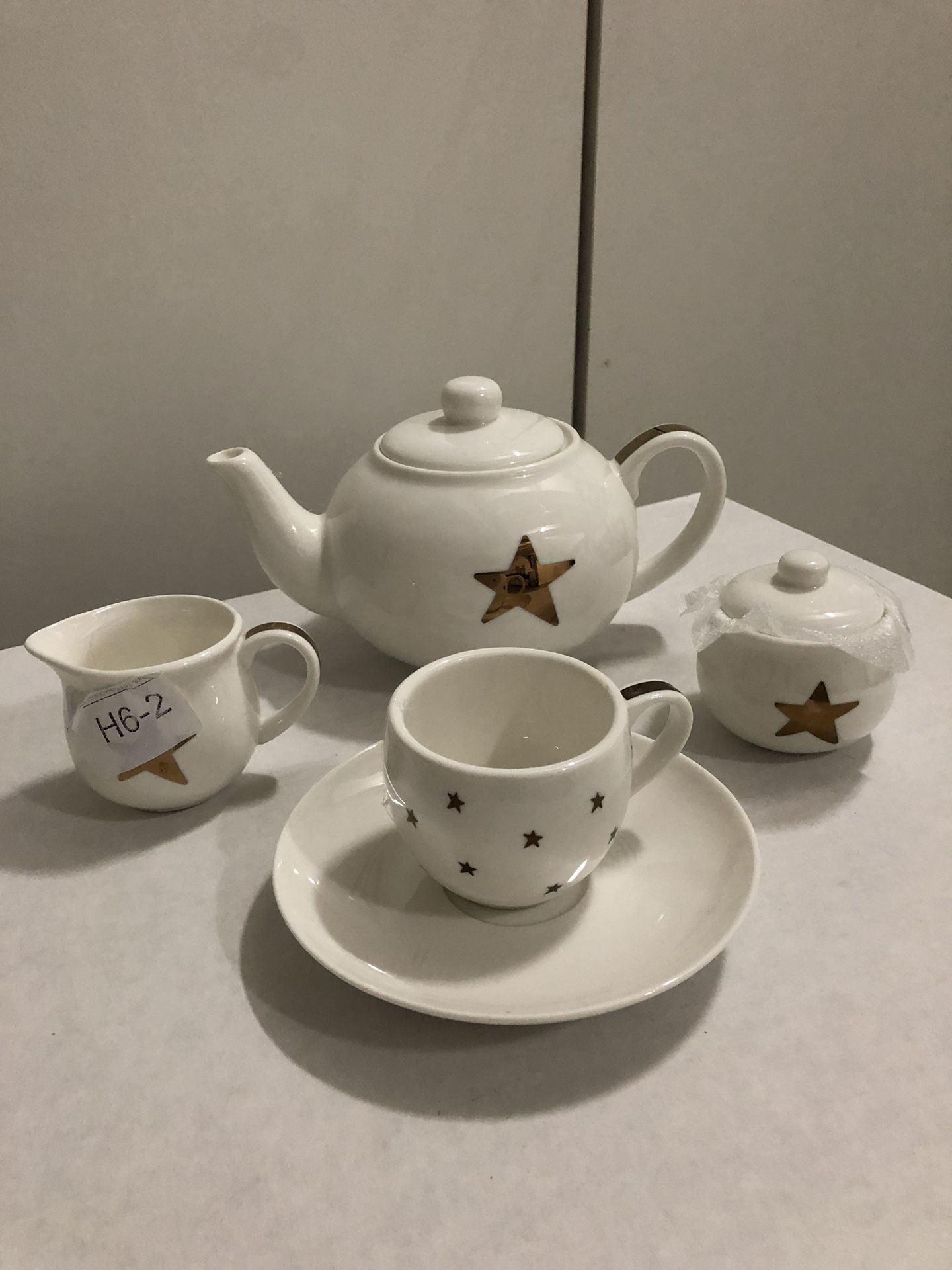 Restoration hardware tea set